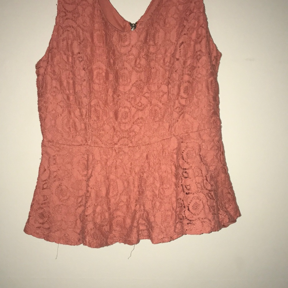 Pink Lace Tank Top - Picture 2 of 3